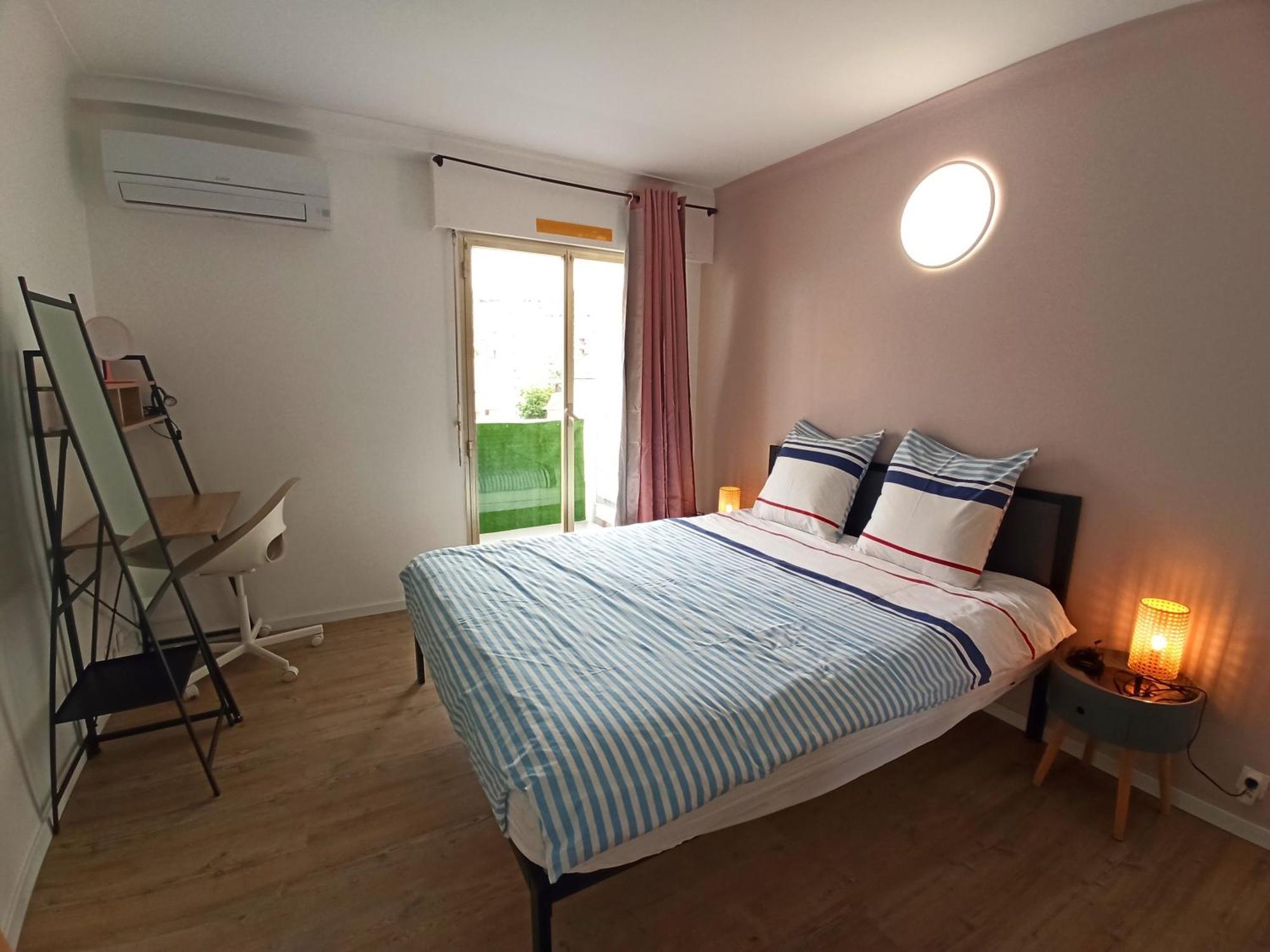 5 Pers, 2 Chambres, Terrasse, Climatisation, Parking Inclus Apartment