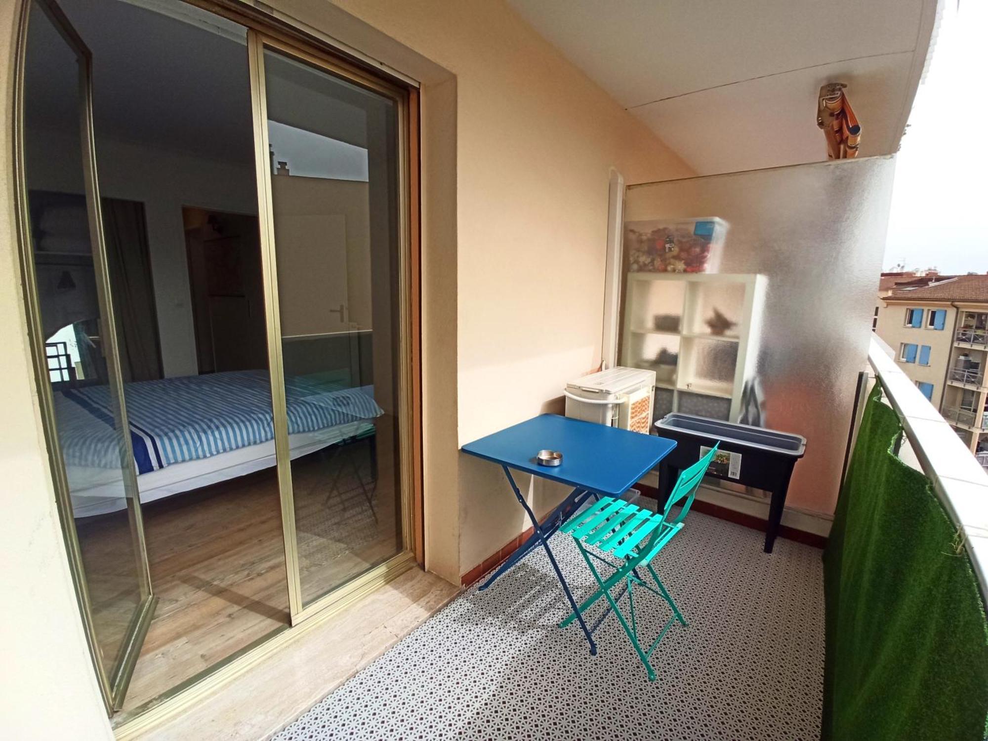 5 Pers, 2 Chambres, Terrasse, Climatisation, Parking Inclus *